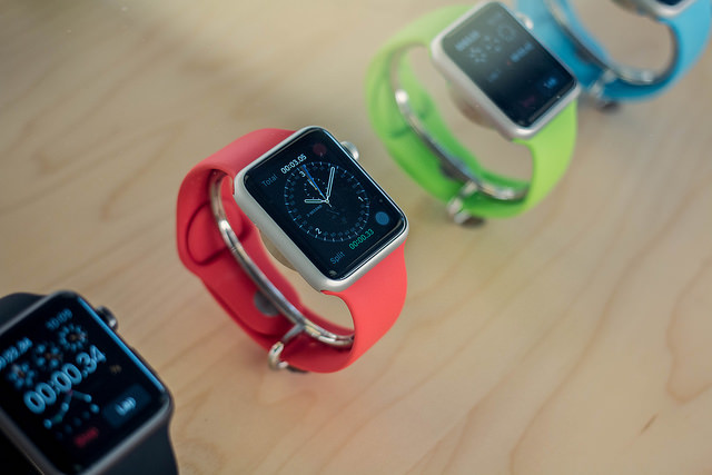 Smartwatch Privacy Risks: Safeguard Your Wearables in 2024