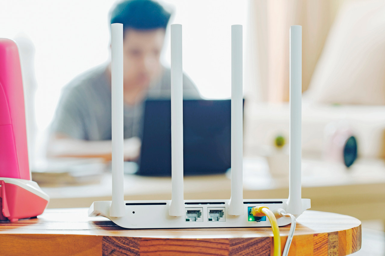 More than 300,000 home routers hacked Panda Security