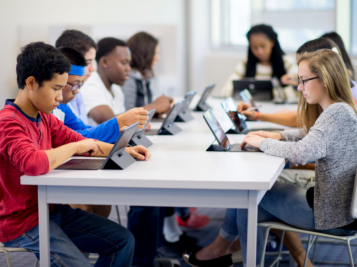 How can we educate students on Internet safety? - Panda Security