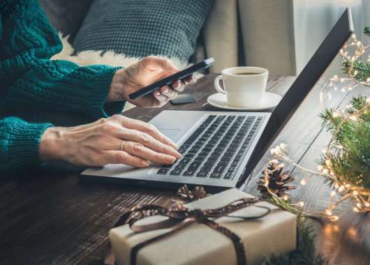 How to avoid Christmas scams