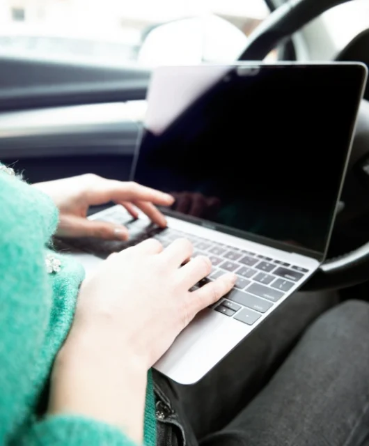 charge your laptop in the car