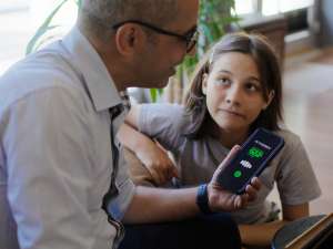 how-parents-can-train-their-children-to-use-ai-responsibly