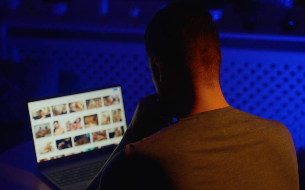 publishing-deepfake-porn-illegal-in-usa