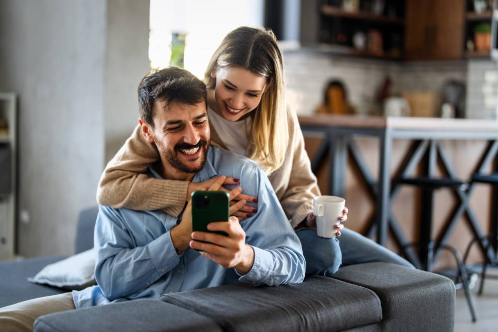 social-media-addiction-affects-older-adults-too