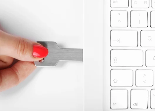pendrive-llave-cuenta-google