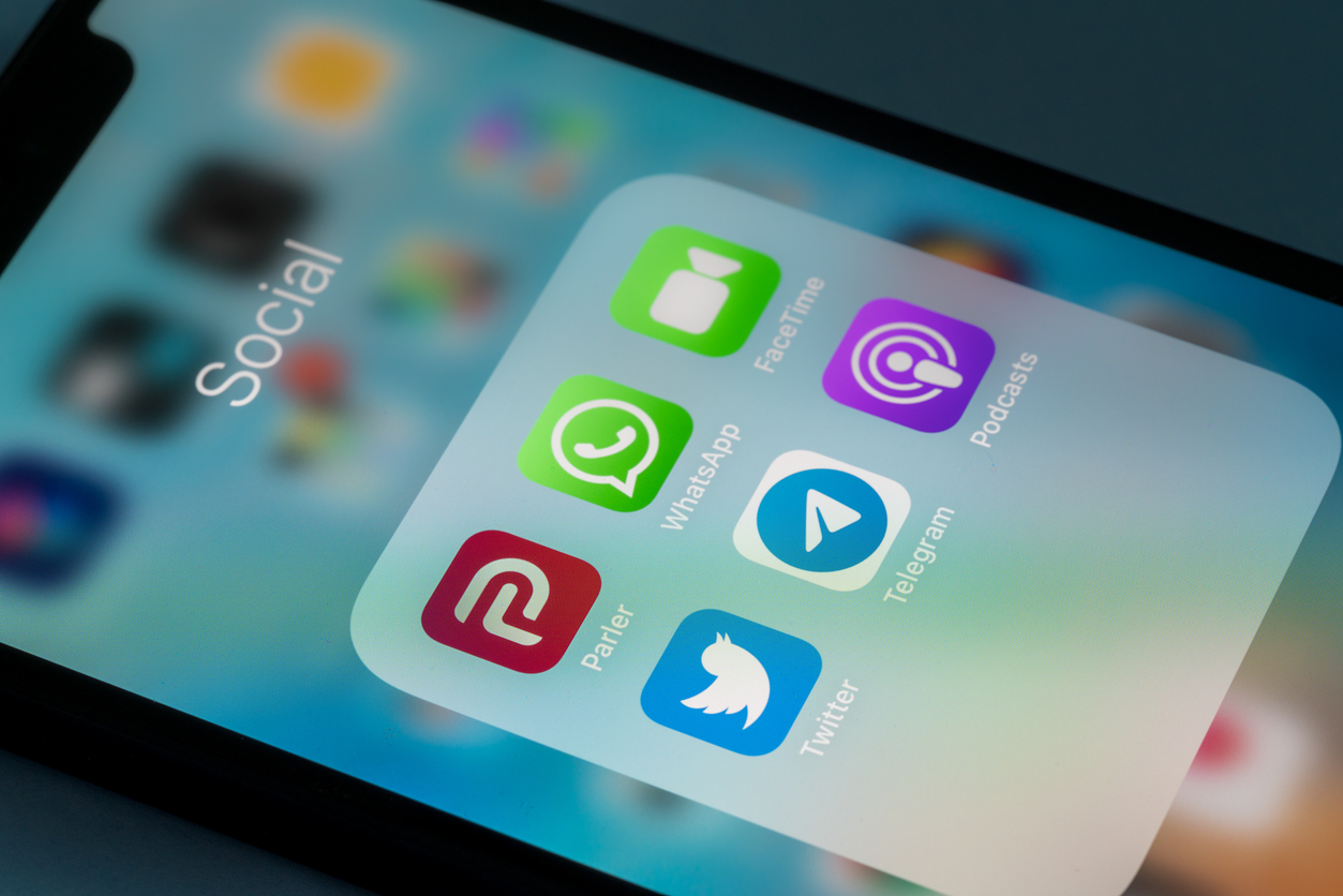 Hackers aprovechan las vacunaciones para robar cuentas de WhatsApp