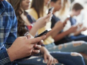 Un ex empleado de Meta denuncia que la compañía ignoró advertencias internas sobre la protección a los adolescentes en Instagram