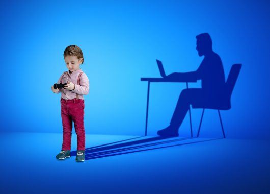 livestreaming-cuales-son-los-riesgos-en-linea-para-los-ninos-y-los-jovenes