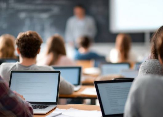 vuelta-cole-ciberseguridad-menores