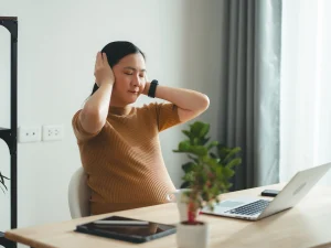 le-bruit-numerique-une-menace-silencieuse-pour-notre-bien-etre-et-notre-productivite