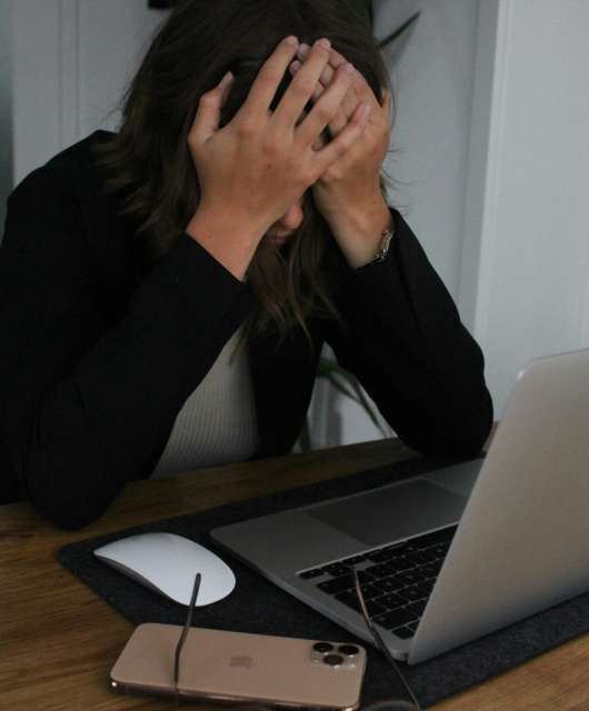 facebook-en-tete-pour-le-harcelement-en-ligne