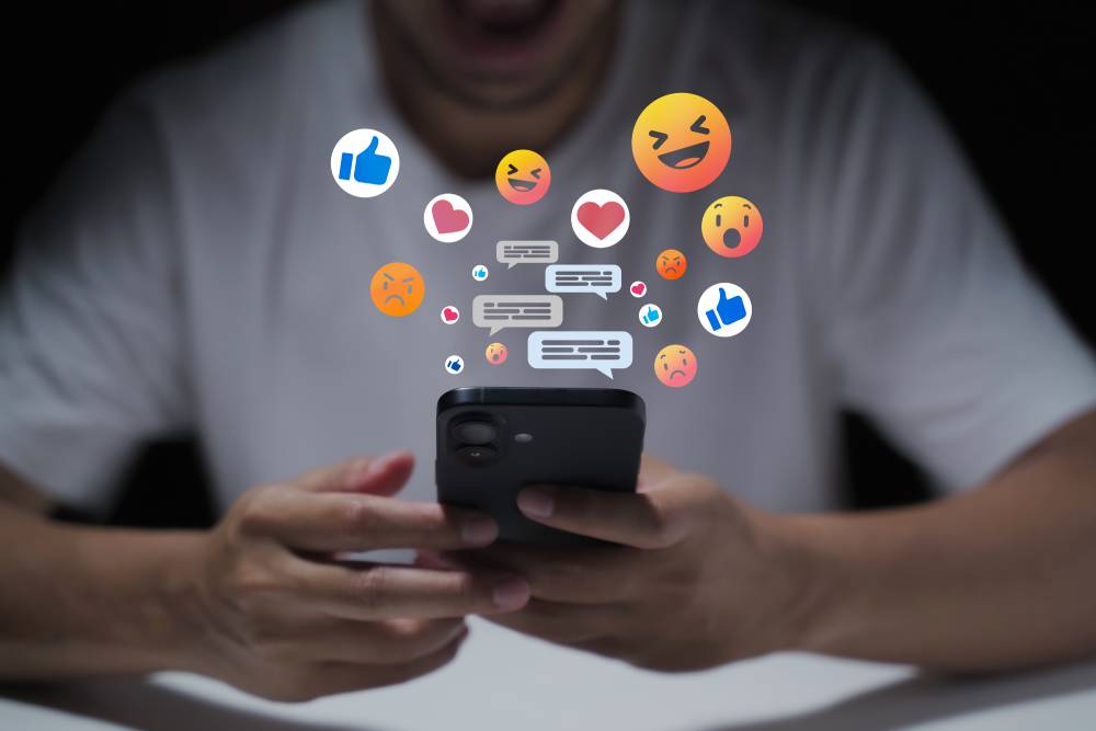 instagram-et-facebook-renforcent-protections-ados