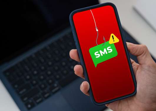 Smishing: nuova ondata di SMS falsi di Poste Italiane