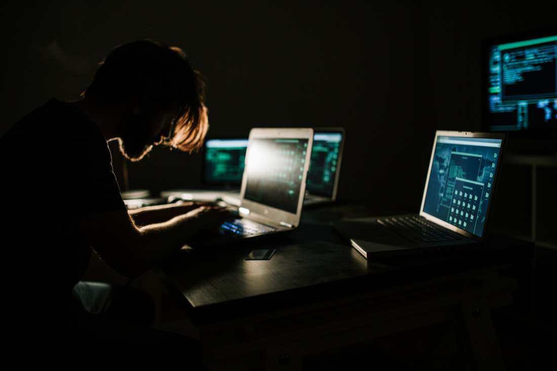 39-statistiche-sconvolgenti-sul-dark-web-per-il-2025
