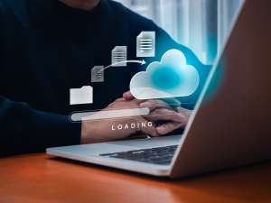 come-scaricare-i-dati-da-facebook-guida-per-il-2025