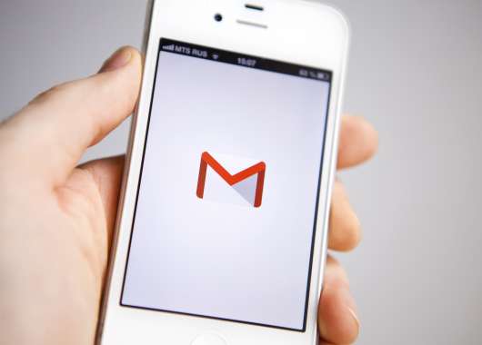google-usa-davvero-le-email-di-gmail-per-addestrare-gemini