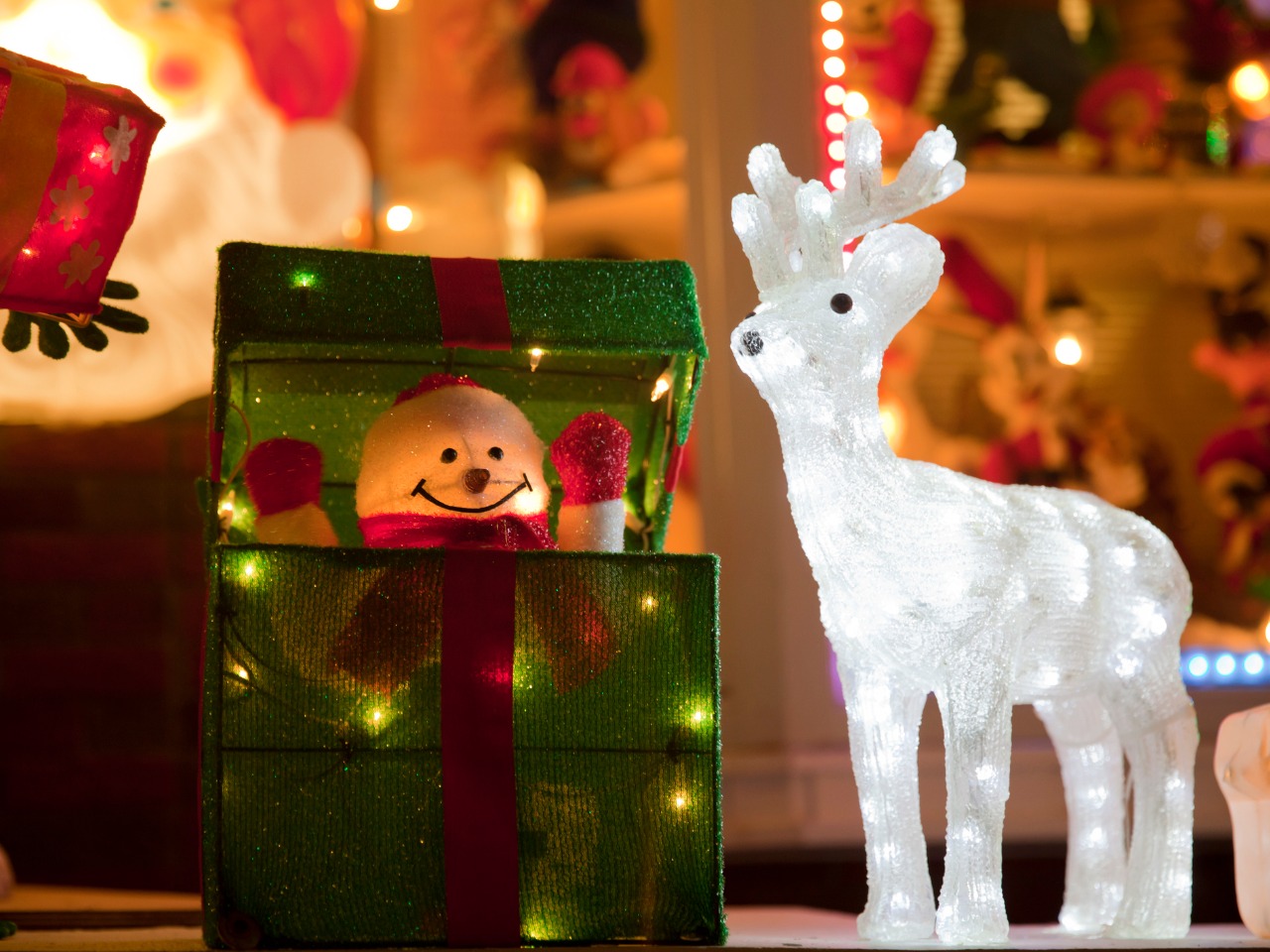 Natale Luci.Le Luci Di Natale E Altri Elettrodomestici Rallentano Il Tuo Wi Fi