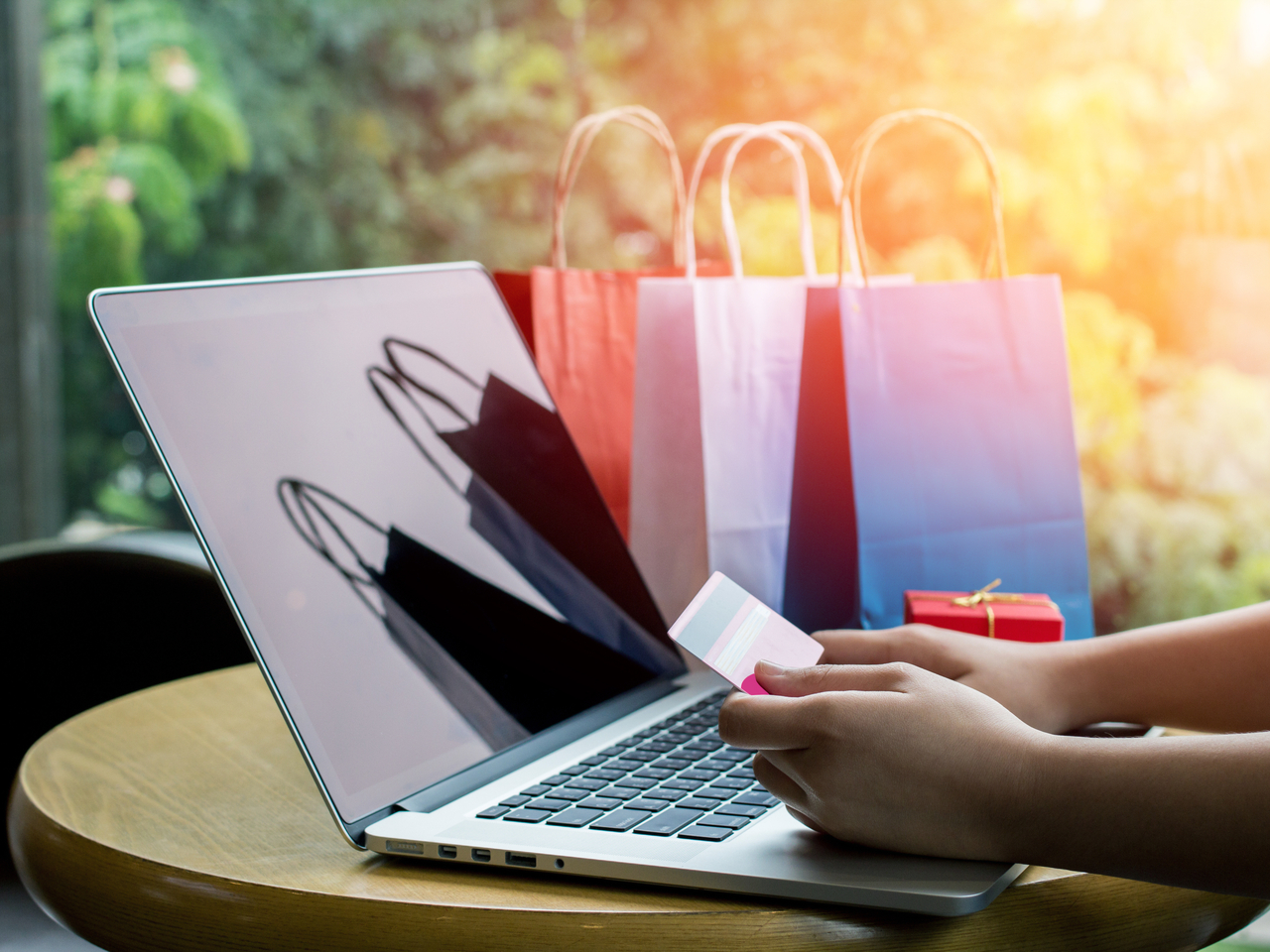 Online Shopping: Create The Buying Encounter Exceptional 2