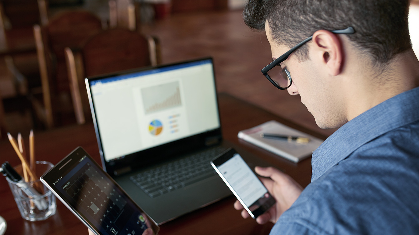 advantages and disadvantages of file sharing